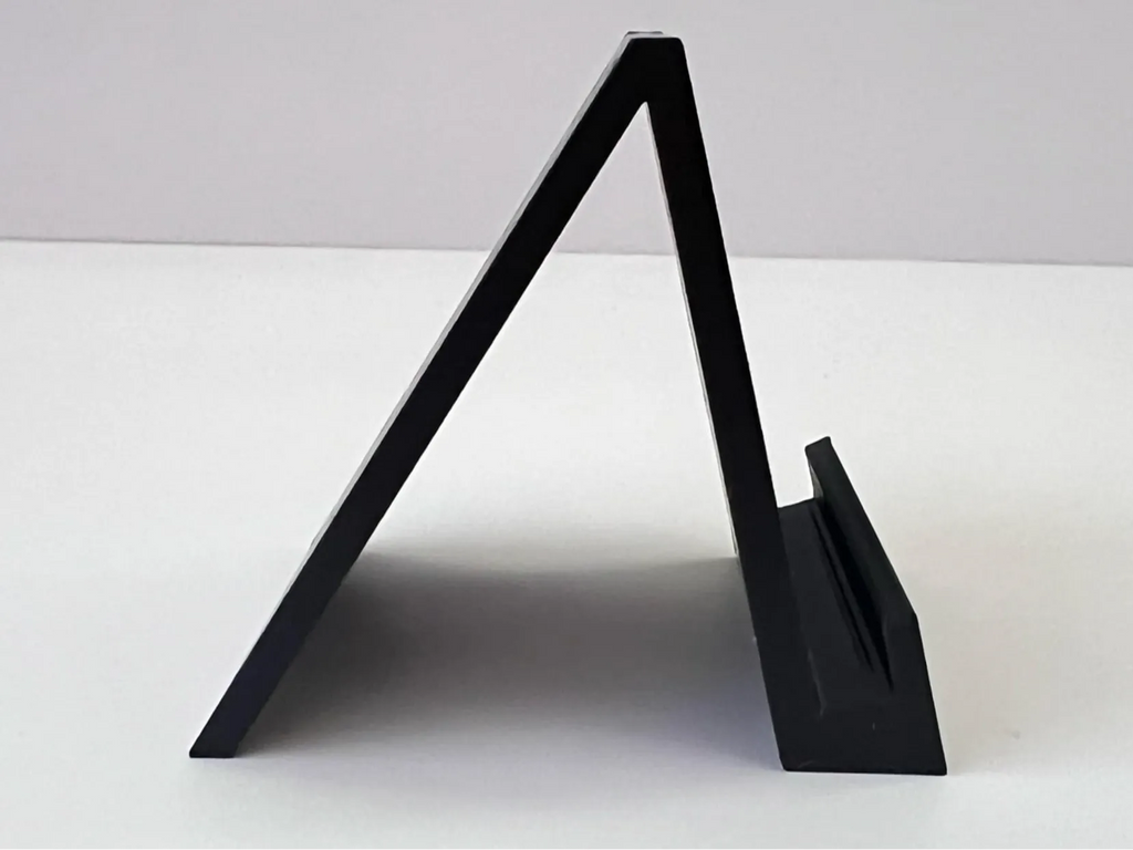 Sort 3D-printet bordstativ til motivbilder – faktisk produkt